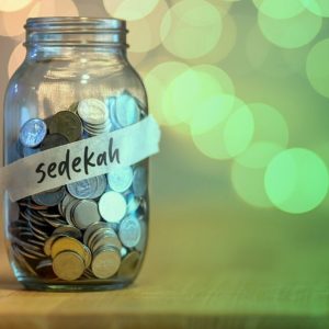 Sedekah: Penolak Bala, Pembuka Pintu Rezeki